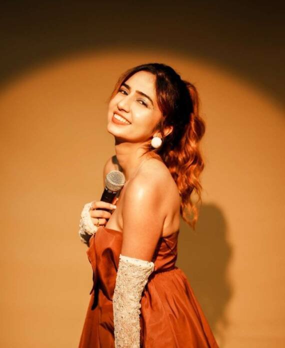 Akanksha Bhandari